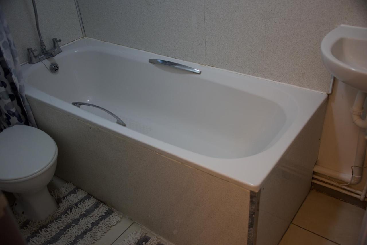 Budget Canterbury Apartment Ngoại thất bức ảnh
